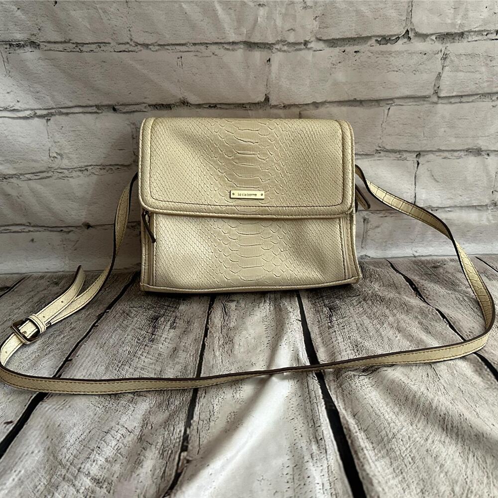 C22 Liz Claiborne Beige Snake Skin Patterned Crossbody Bag